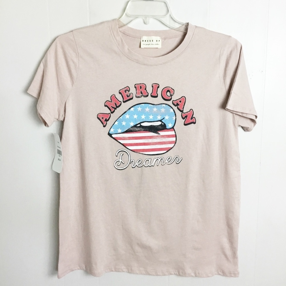 Dress Up Graphic T-shirt New Size M Blush Pink American Dreamer